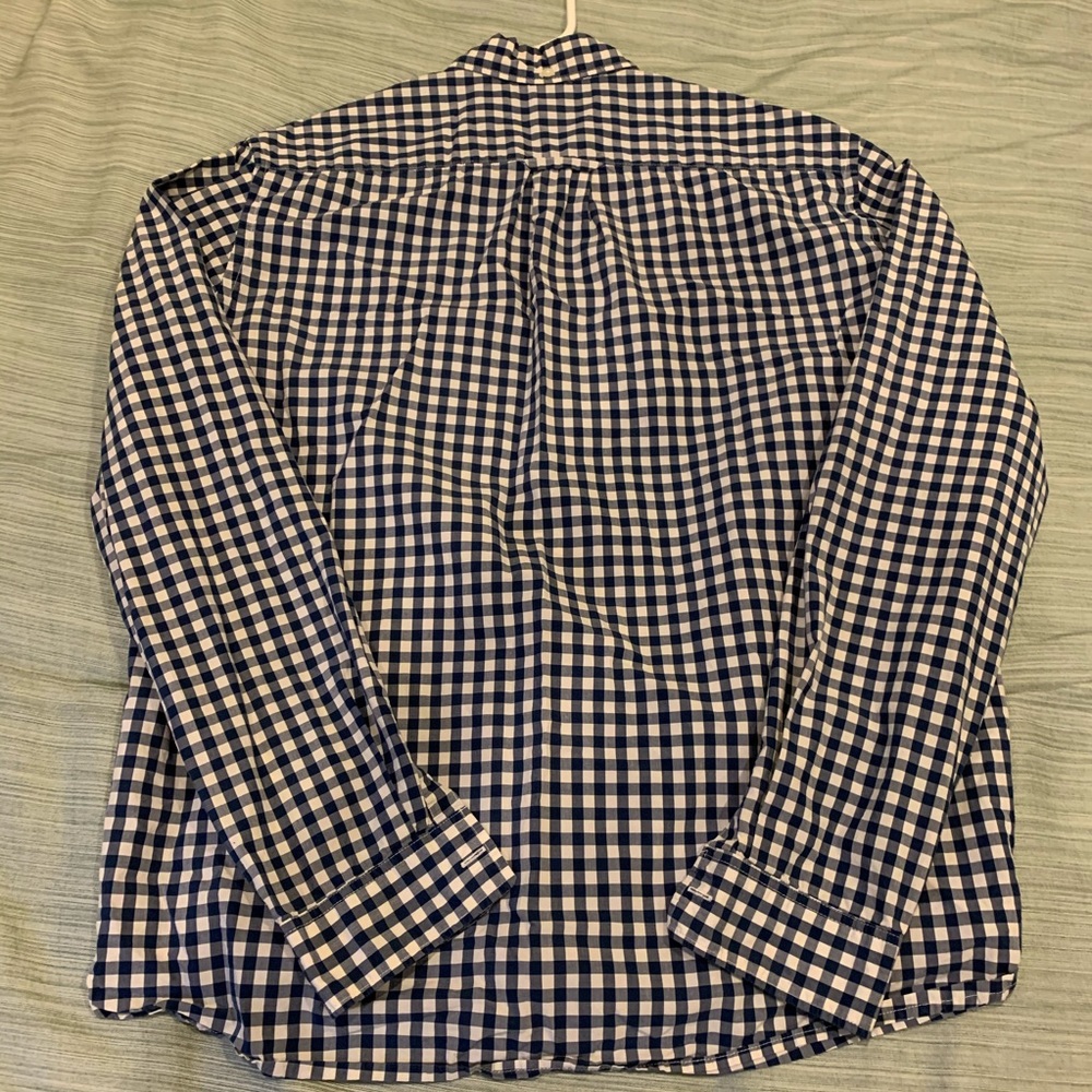 Men’s checkered button down - Picture 4 of 4